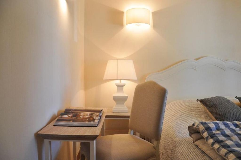 Bed and Breakfast Mas Le 7 Saint-Andiol Exterior foto